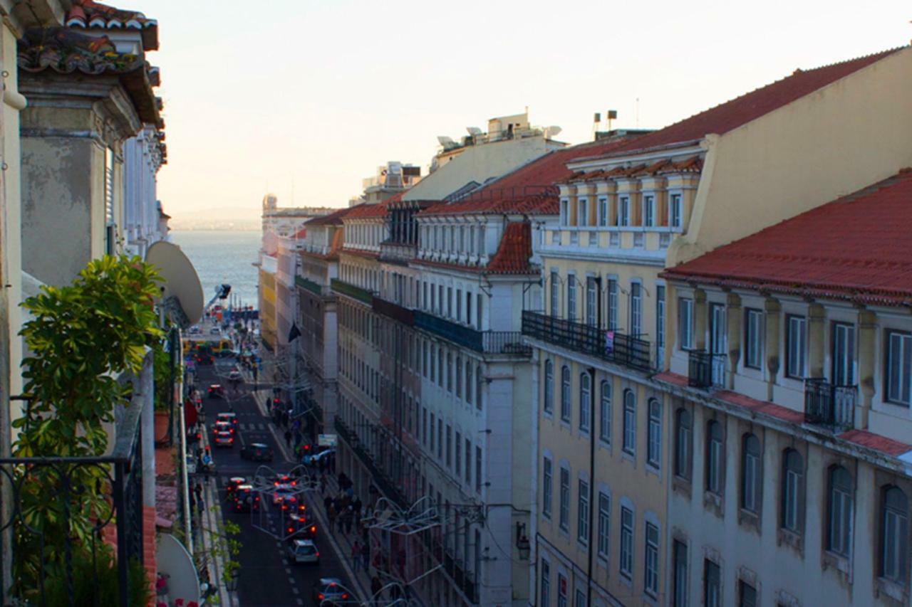 Apartment Baixa/Chiado View Castle Lisbon Bagian luar foto